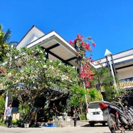 Rudytrekker Guest House เซอนารู ภายนอก รูปภาพ
